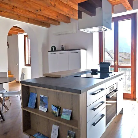 アパート Casa Il Nido Bright Rooftop Nest レッコ