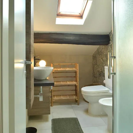 Casa Il Nido Bright Rooftop Nest アパート